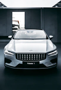 Polestar 1 white