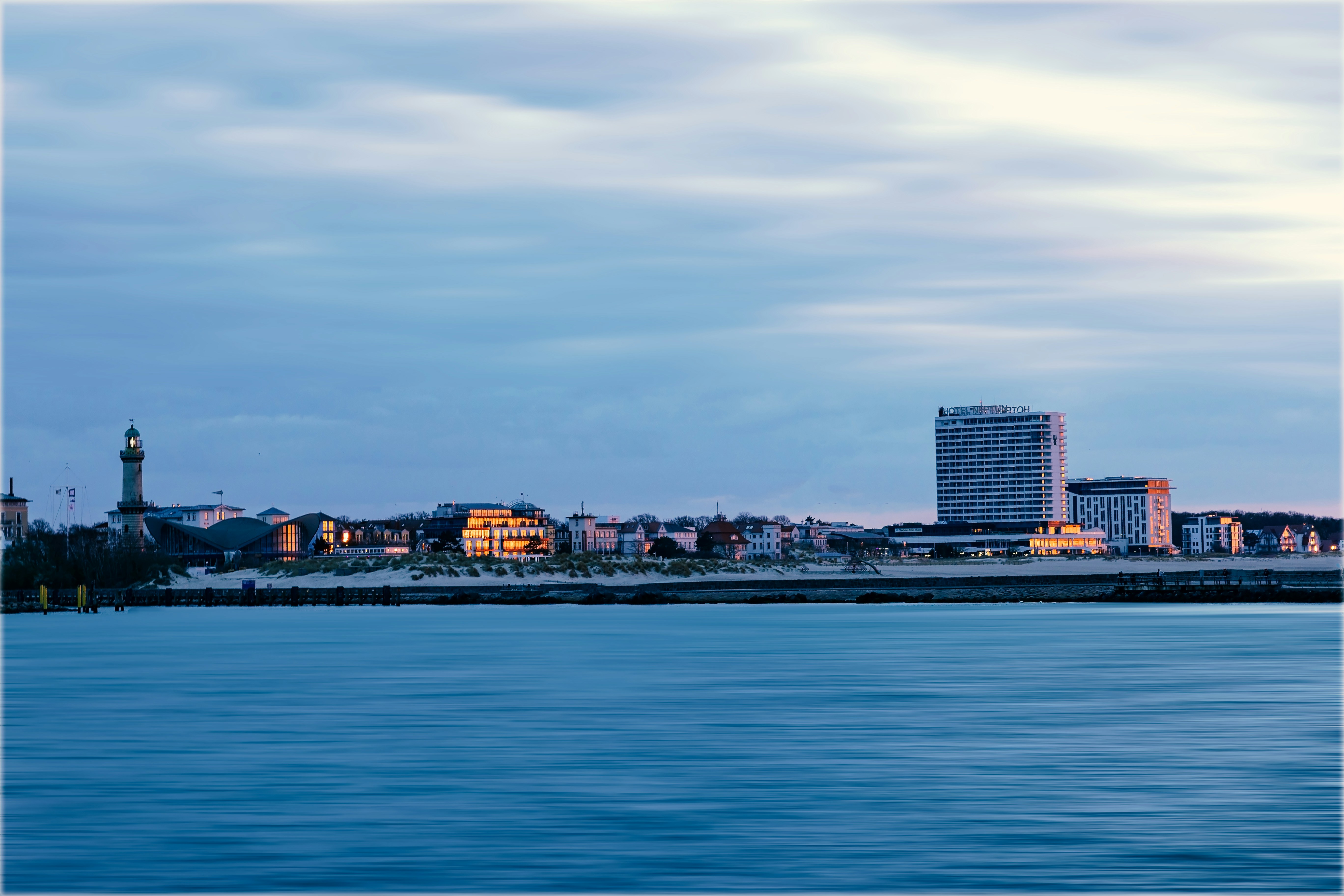 Havre Aubert, Îles de la Madeleine (Canada) - Blick auf Warnemünde von der Ostmole.