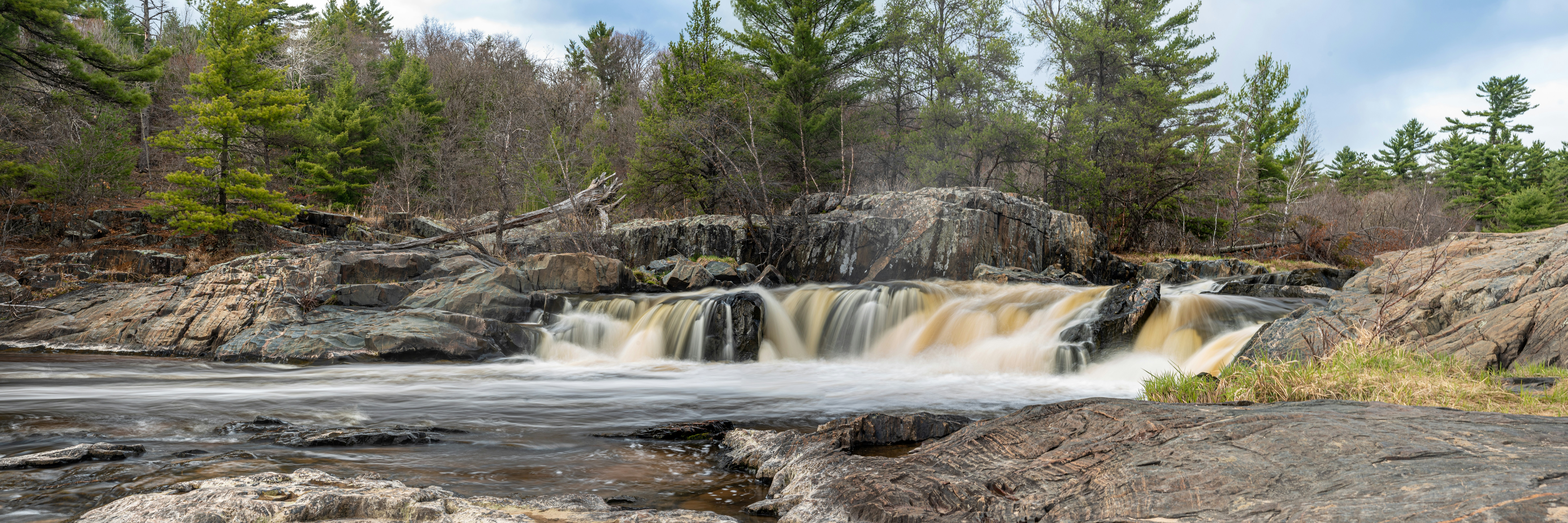 Zeitrafferaufnahmen von Wasserfällen