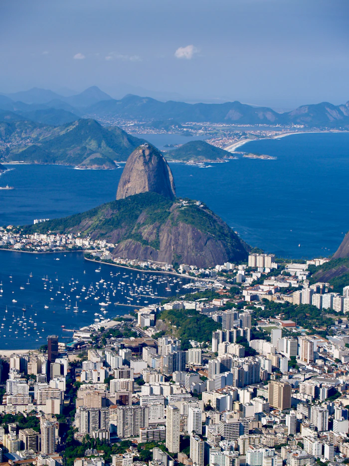 Quiet residential coastline near Botafogo with Sugarloaf Mountain in the distance