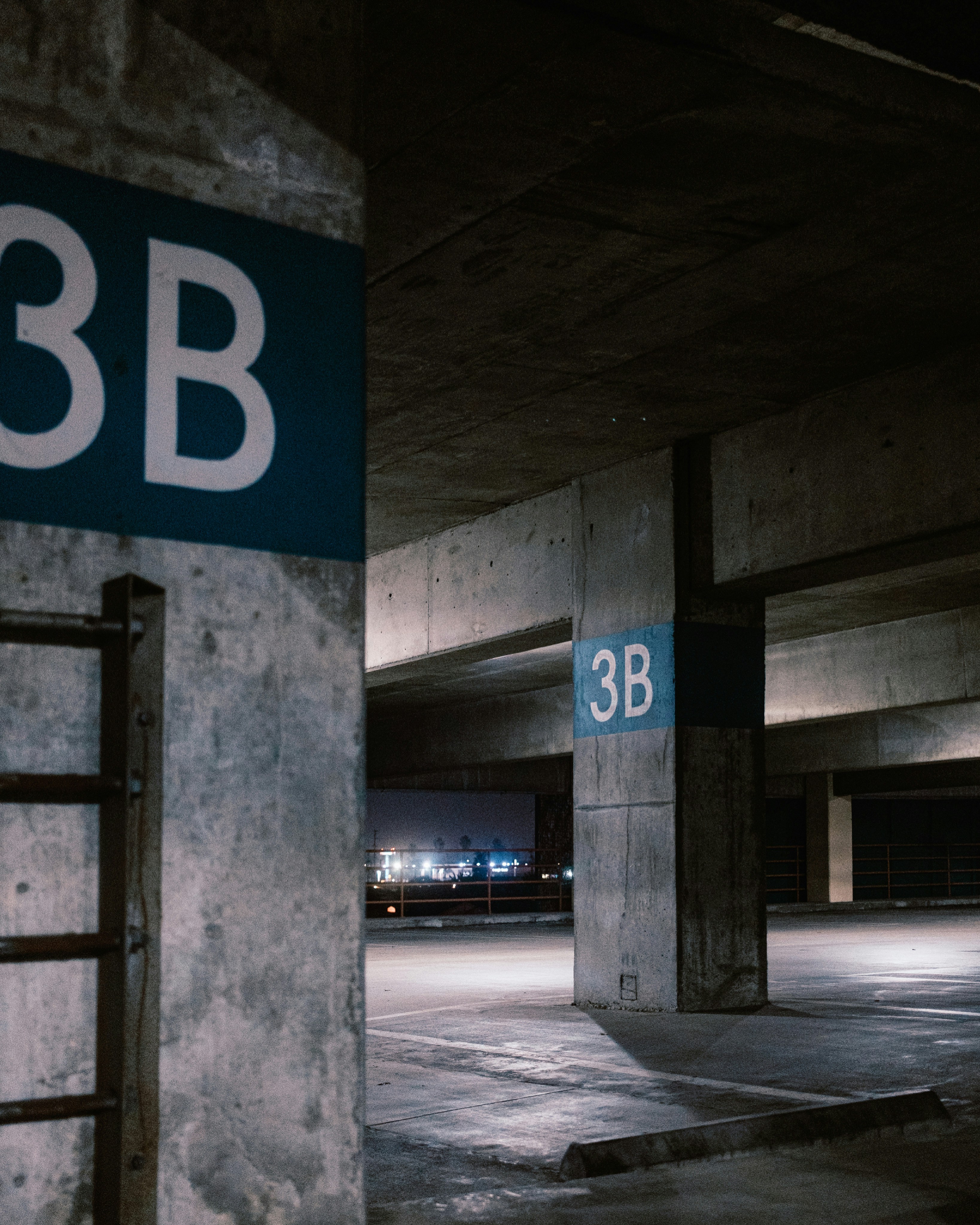 Beacons banner for @leak