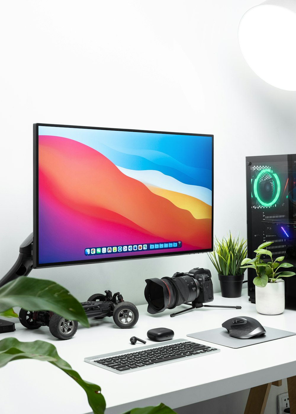 Computer Monitor Pictures  Download Free Images on Unsplash