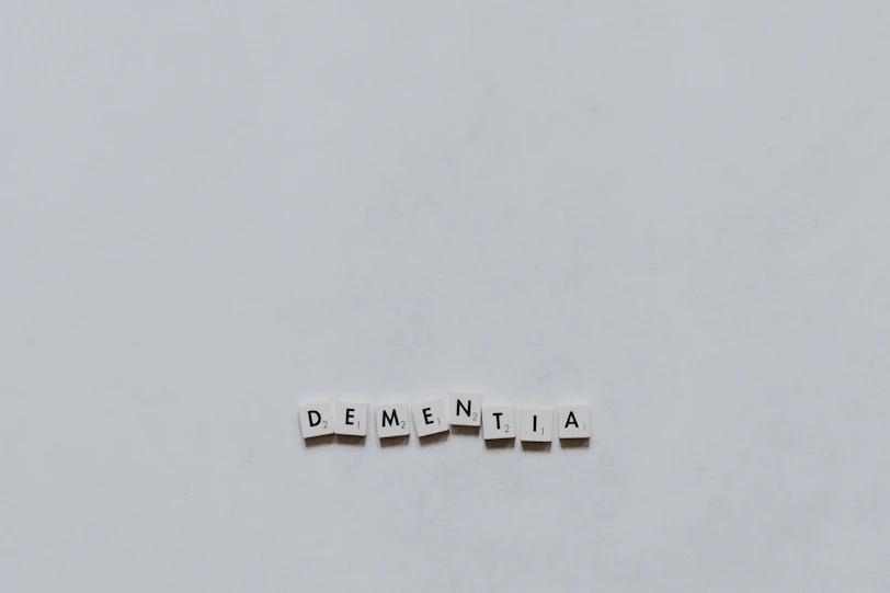 white and yellow letter t