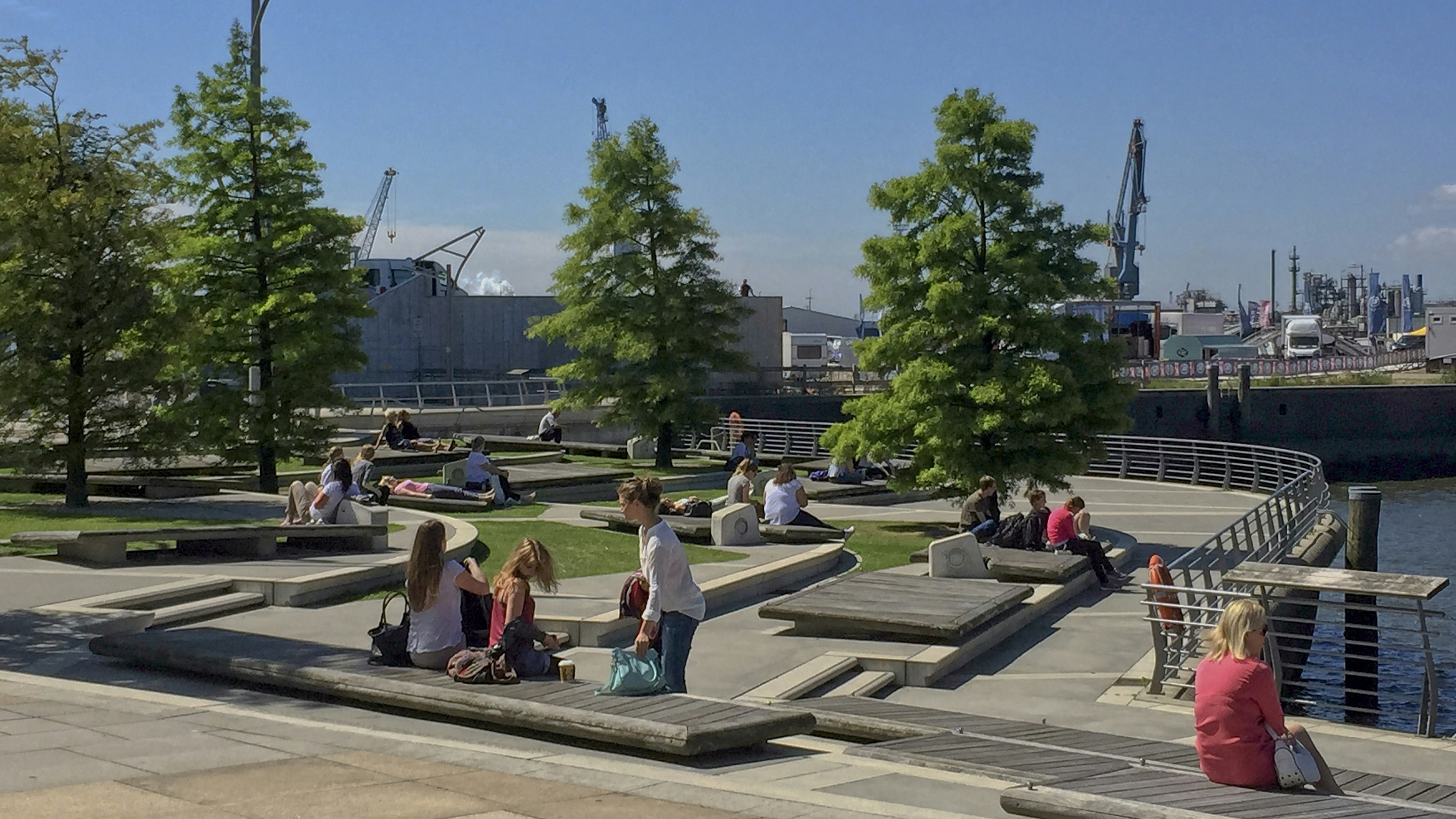 Ernst-Cassirer-Park