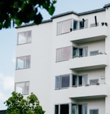 white concrete building during daytime