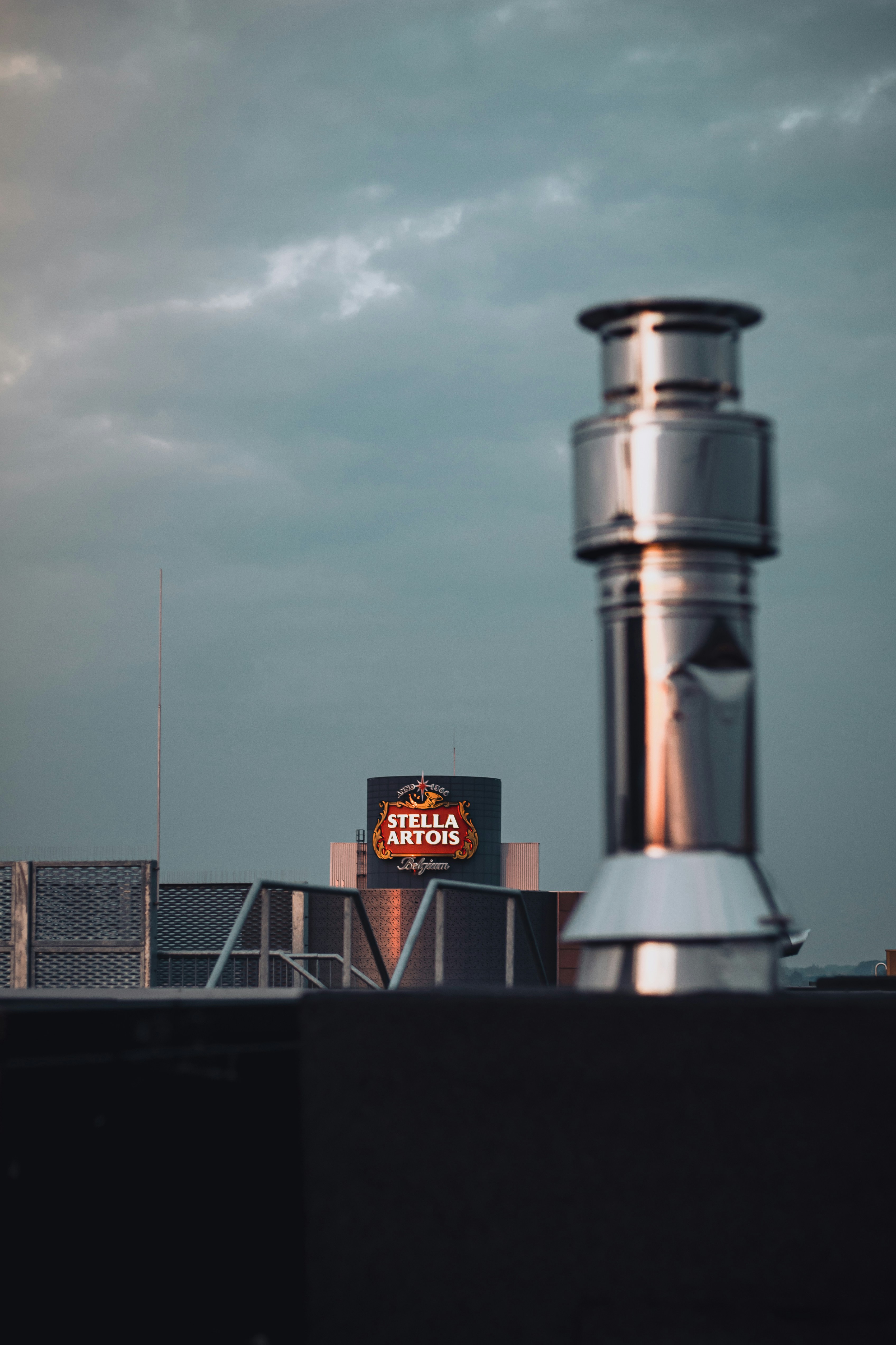 Containers in Artois, CA