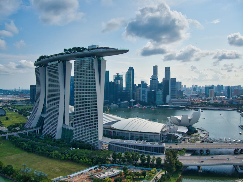 Bahía de Singapur, vuelo Emirates Bogotá – Singapur
