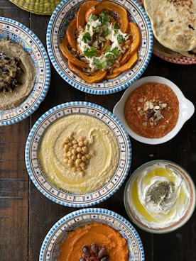 brown and blue ceramic bowl