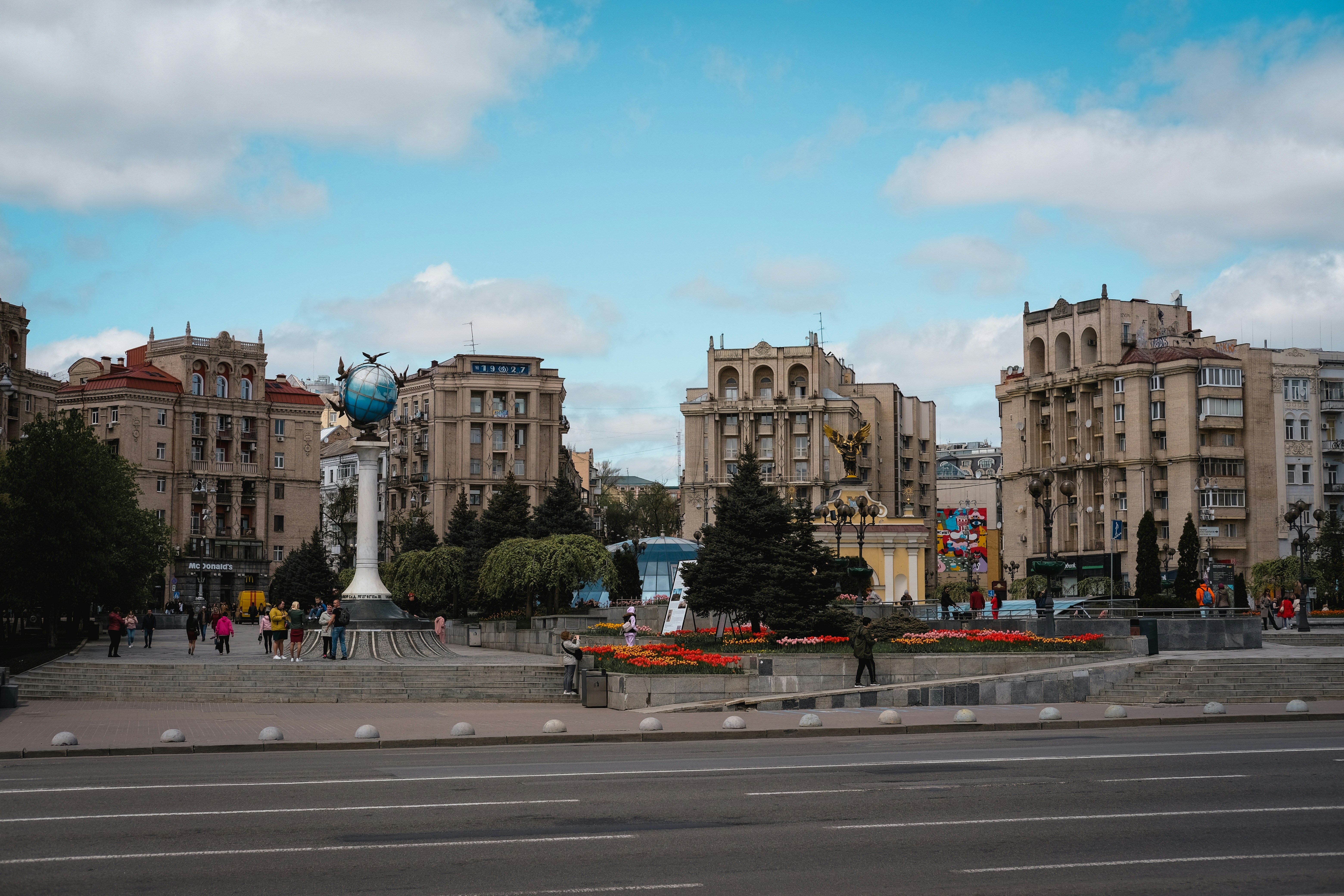 Photo by create4eyes