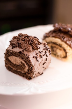 Dulce de Leche Roulade