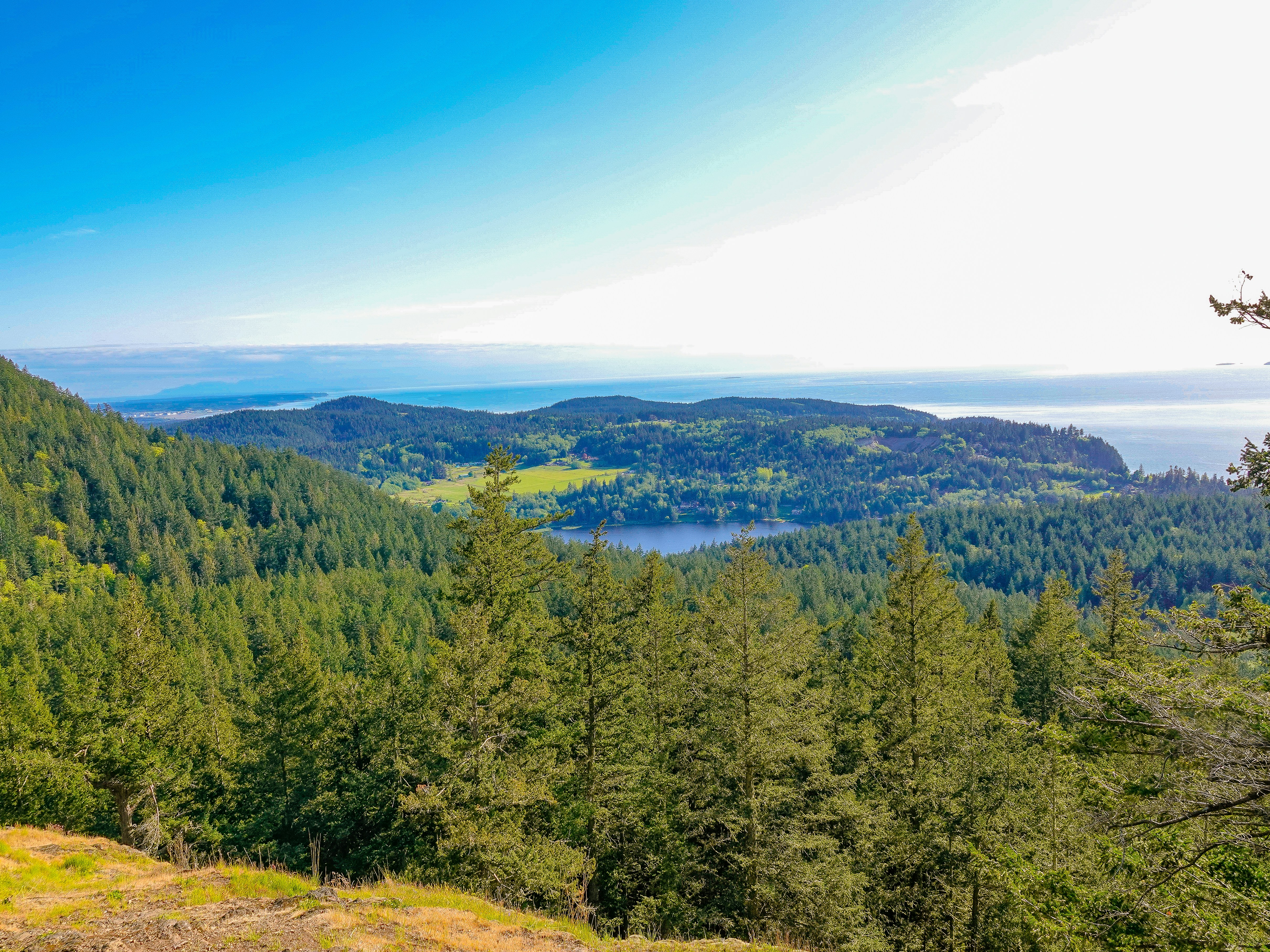 Photo by pavlpolo_official