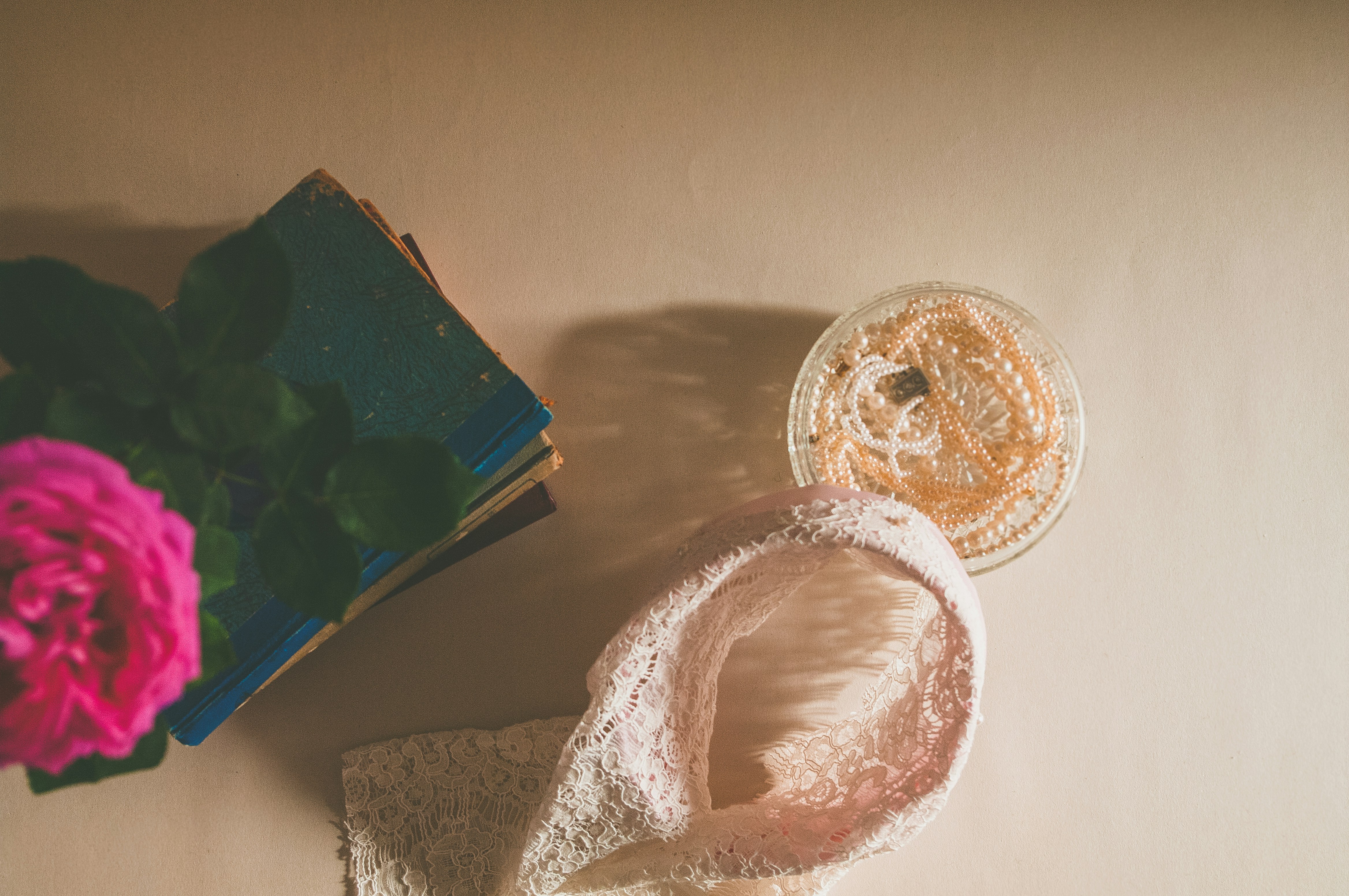 wedding vintage lace, wallpaper, Something Old, Something New: Wedding Tradition Explained 4