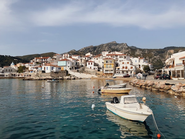 Samos: A Guide to Local History, Customs, and Festivals