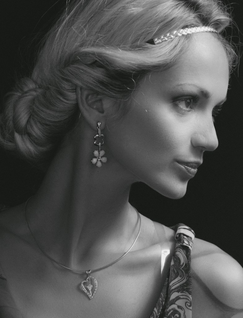 Artisan Women's Accessory