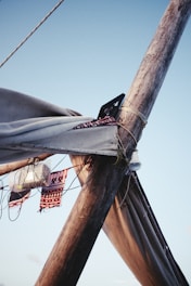 white and red basketball hoop