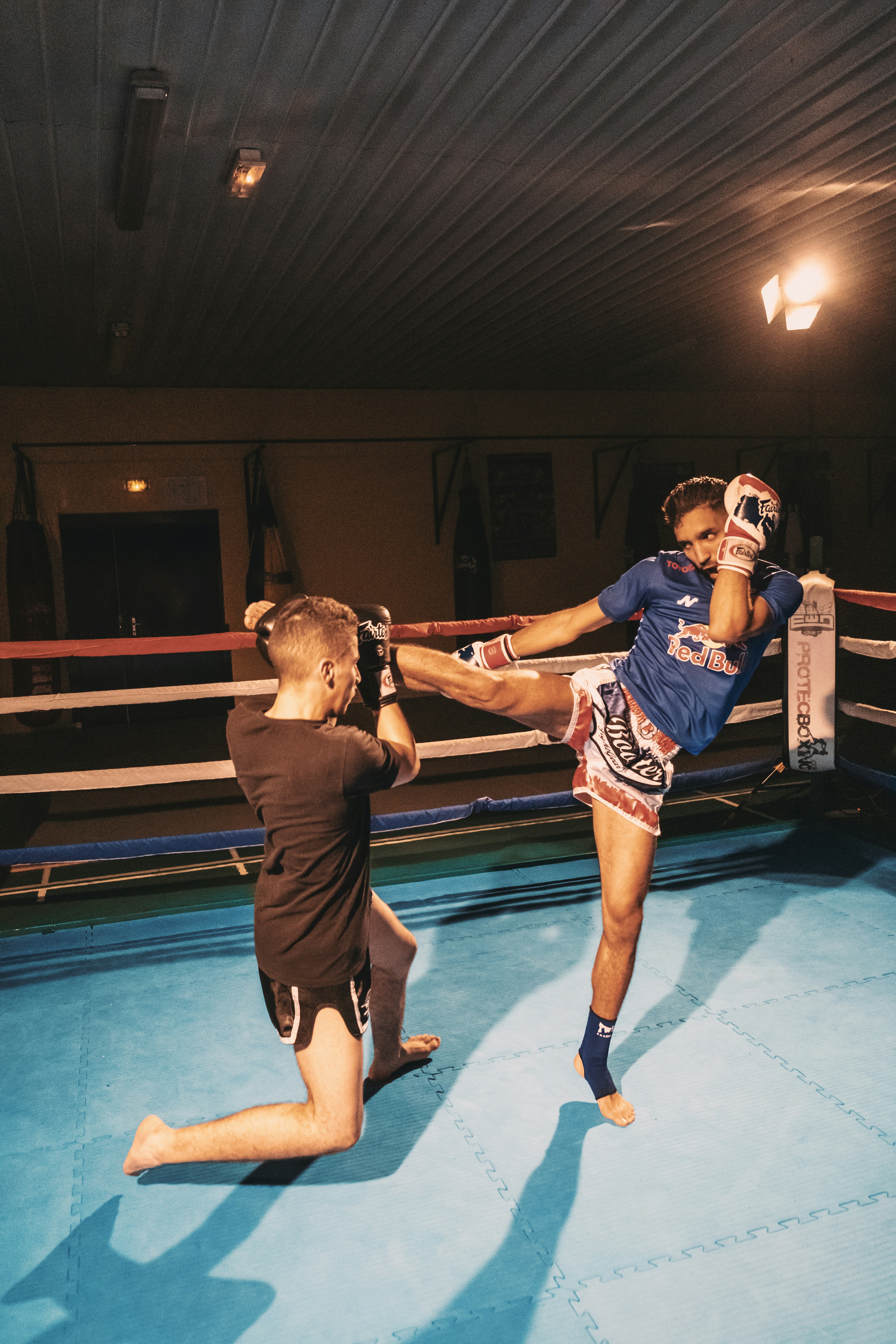 children kickboxing