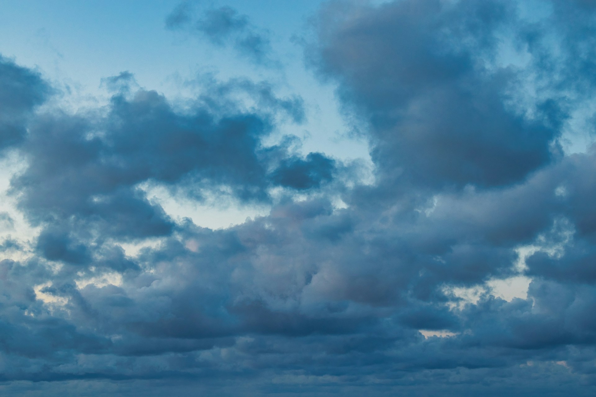 white clouds and blue sky during daytime