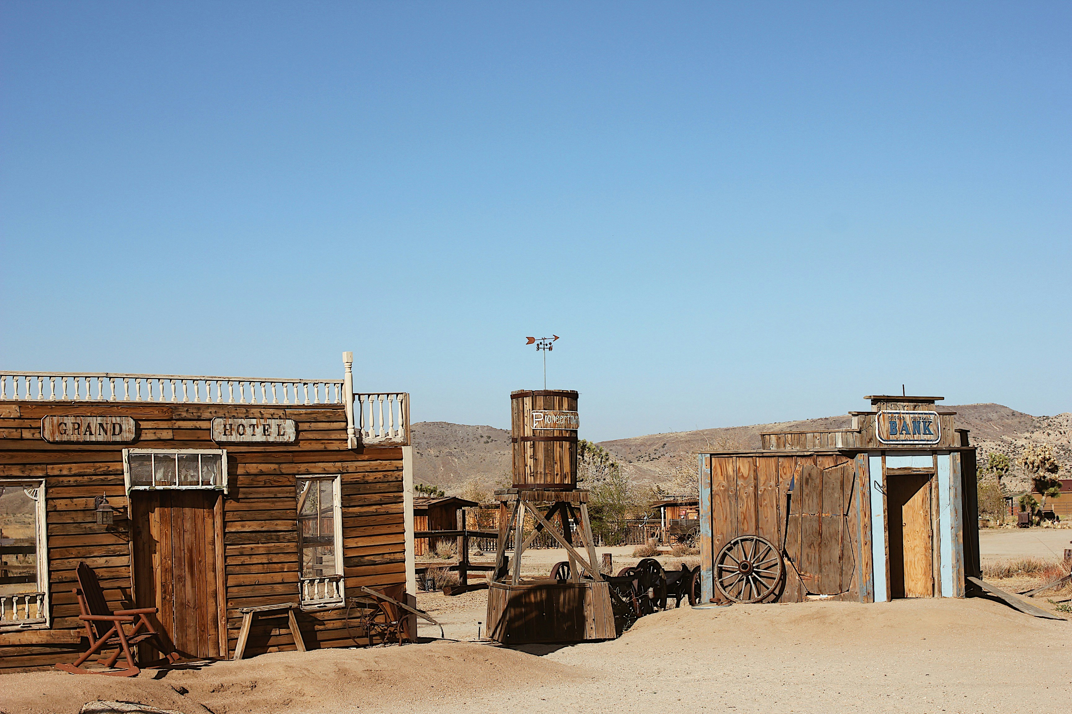 brown wooden building under blue sky during daytime