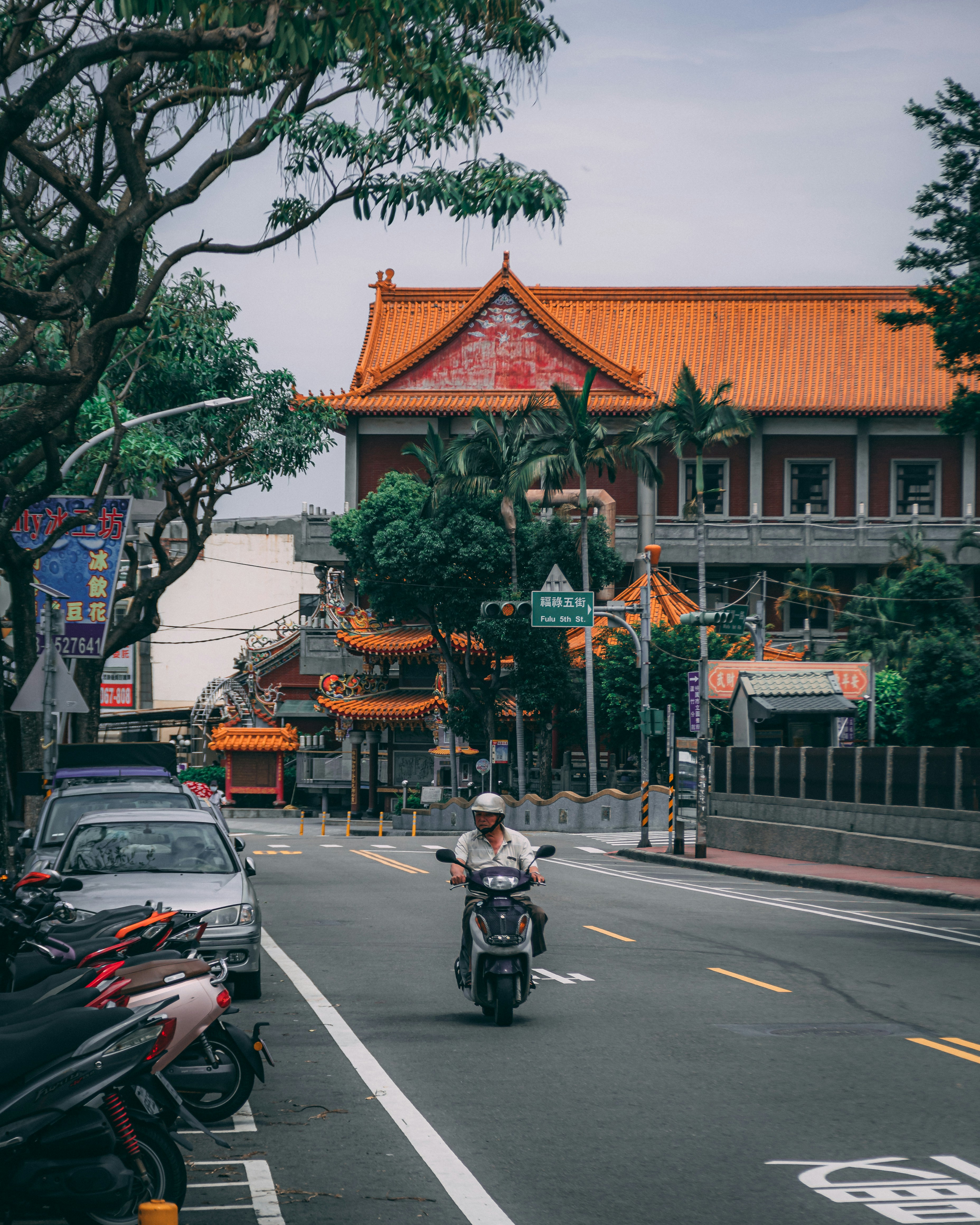 Photo by junhochak