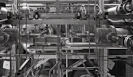 Industries : cimenterie et mines