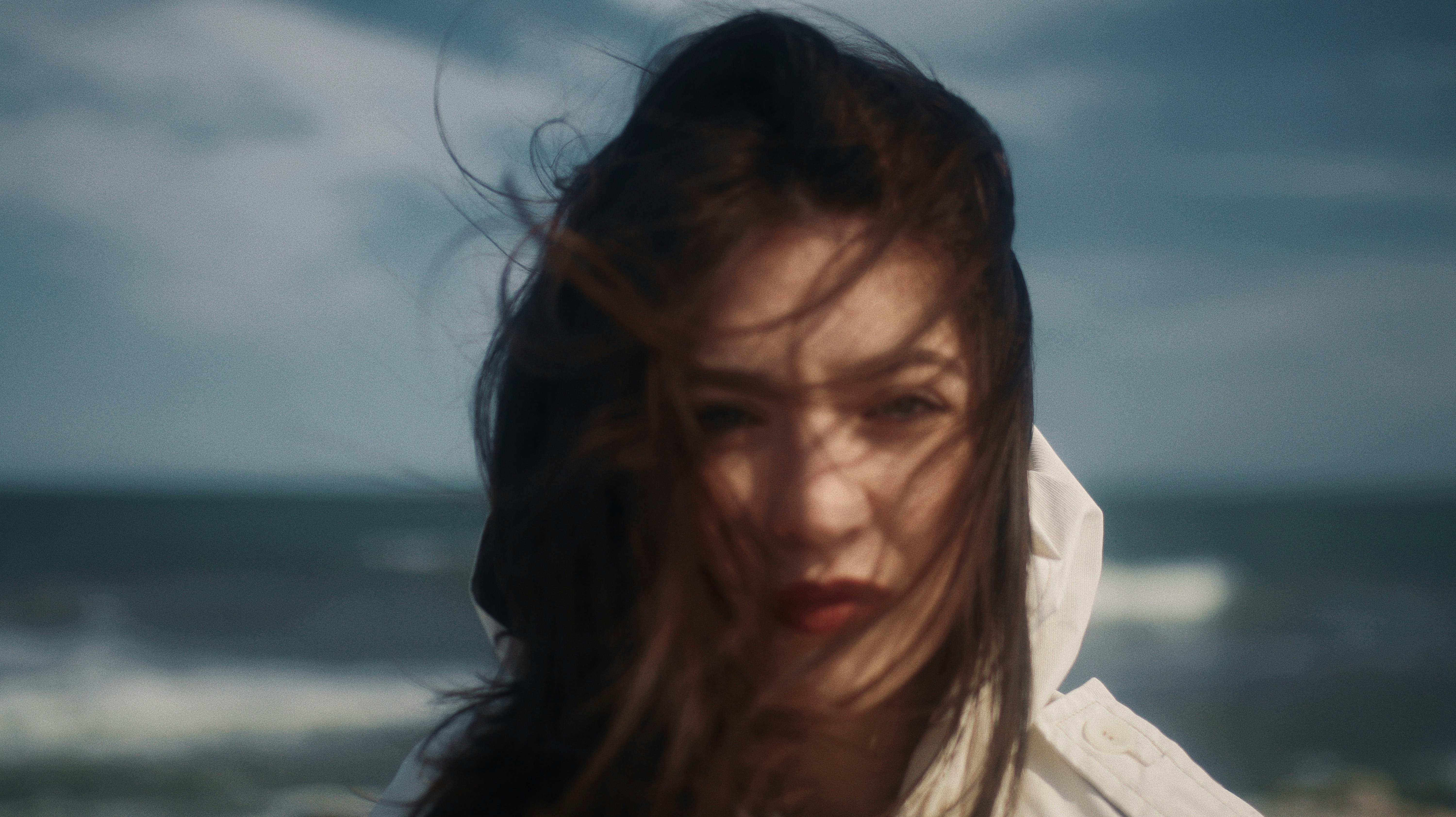 Sign Up To Become An Avon Representative And Get Rich