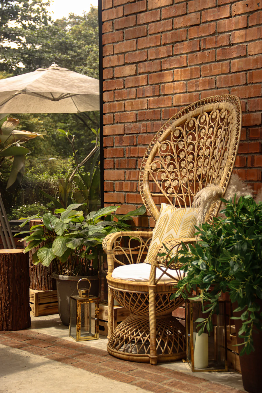 RATTAN CHAIR