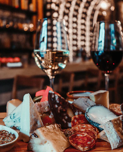 clear wine glass with red wine