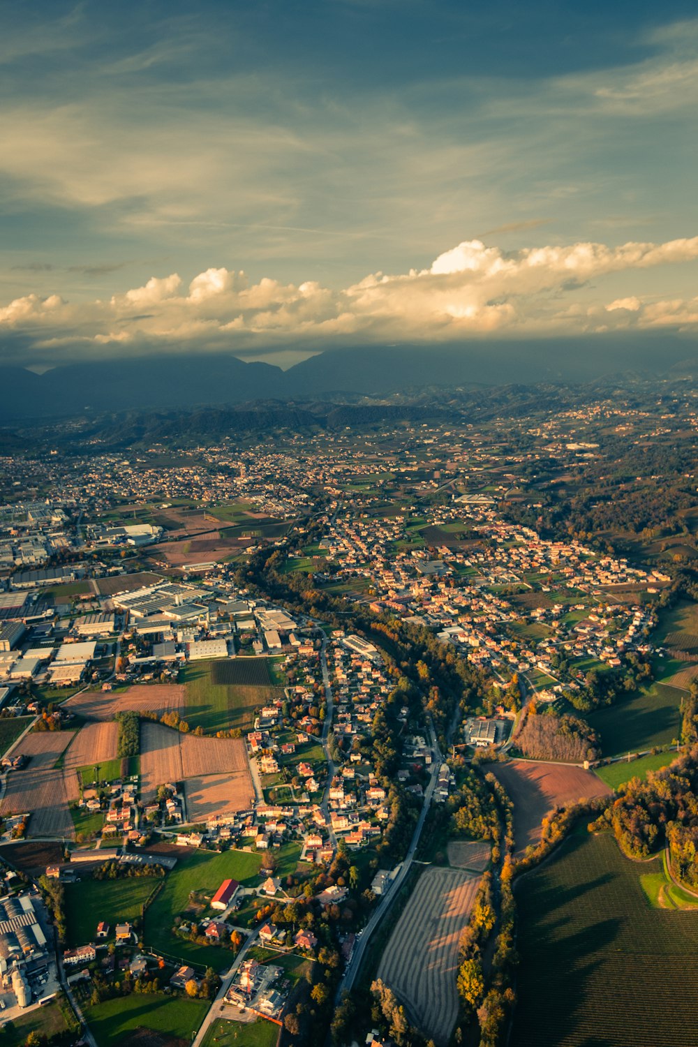 Vista aérea de la ciudad durante el día