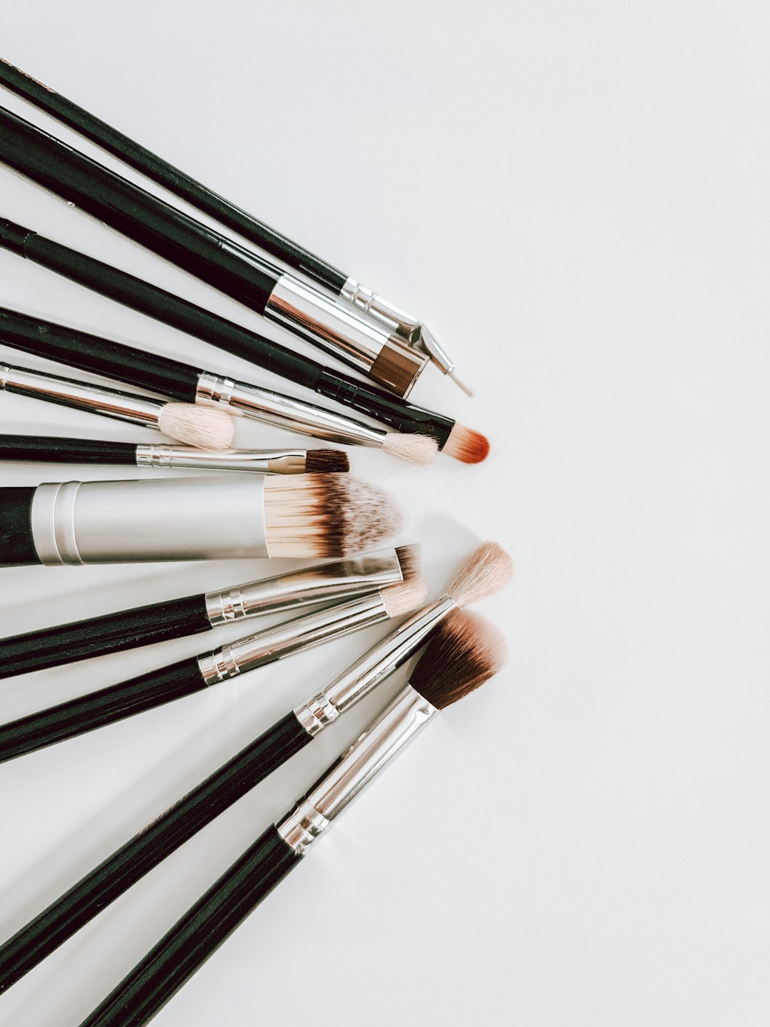 Growing your Makeup Artistry Skills with Short Makeup Courses Online