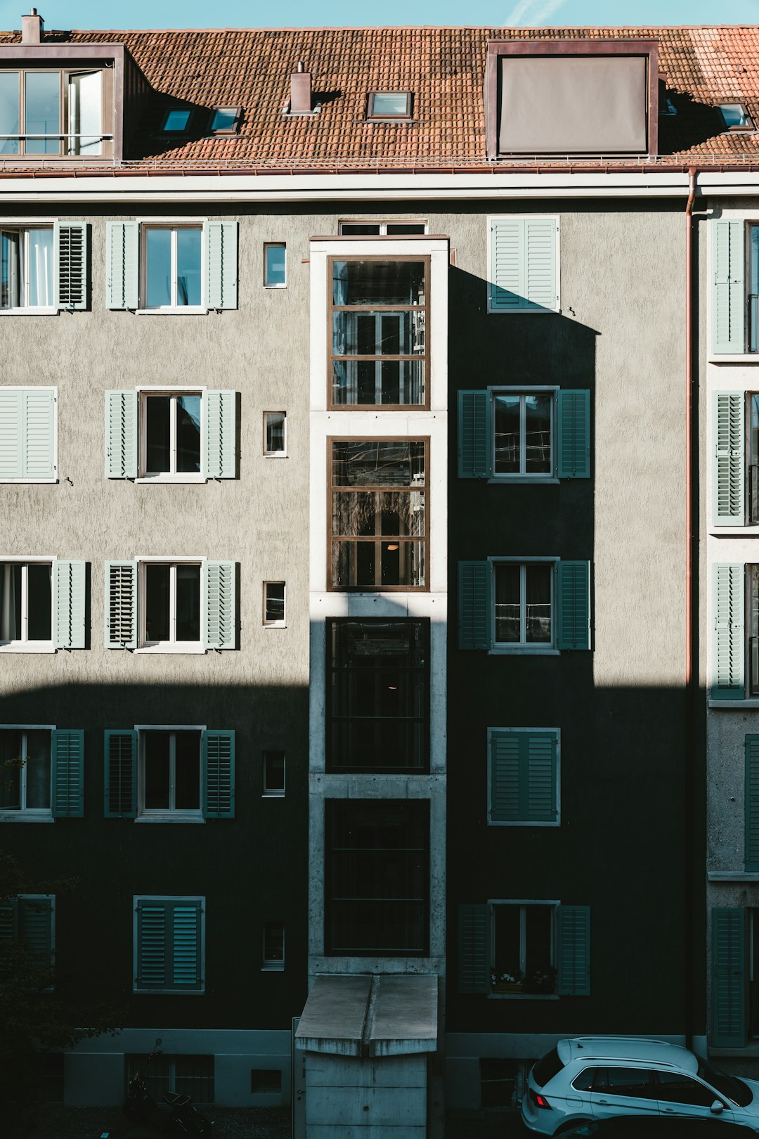 blue and white concrete building