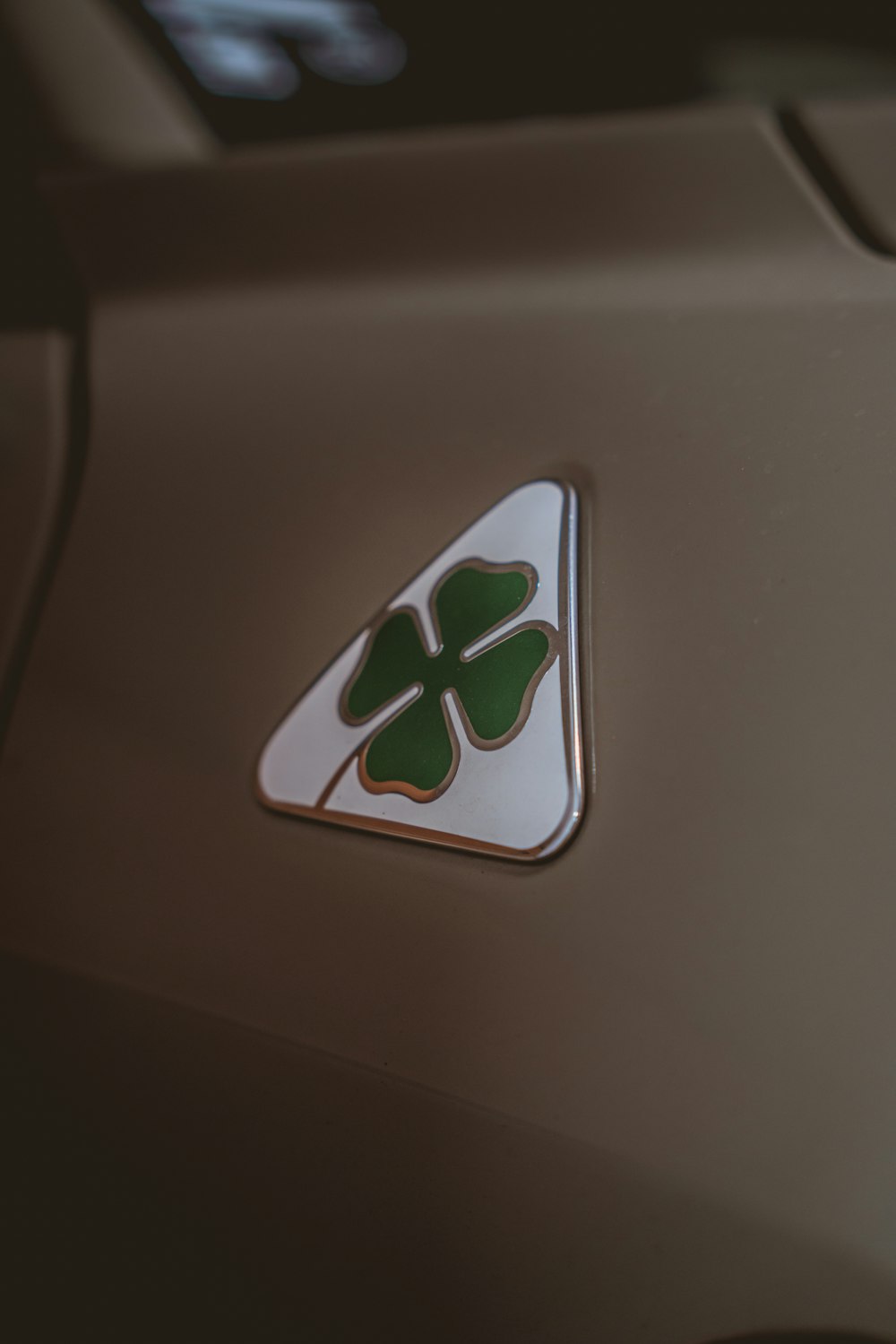 white and green star sticker