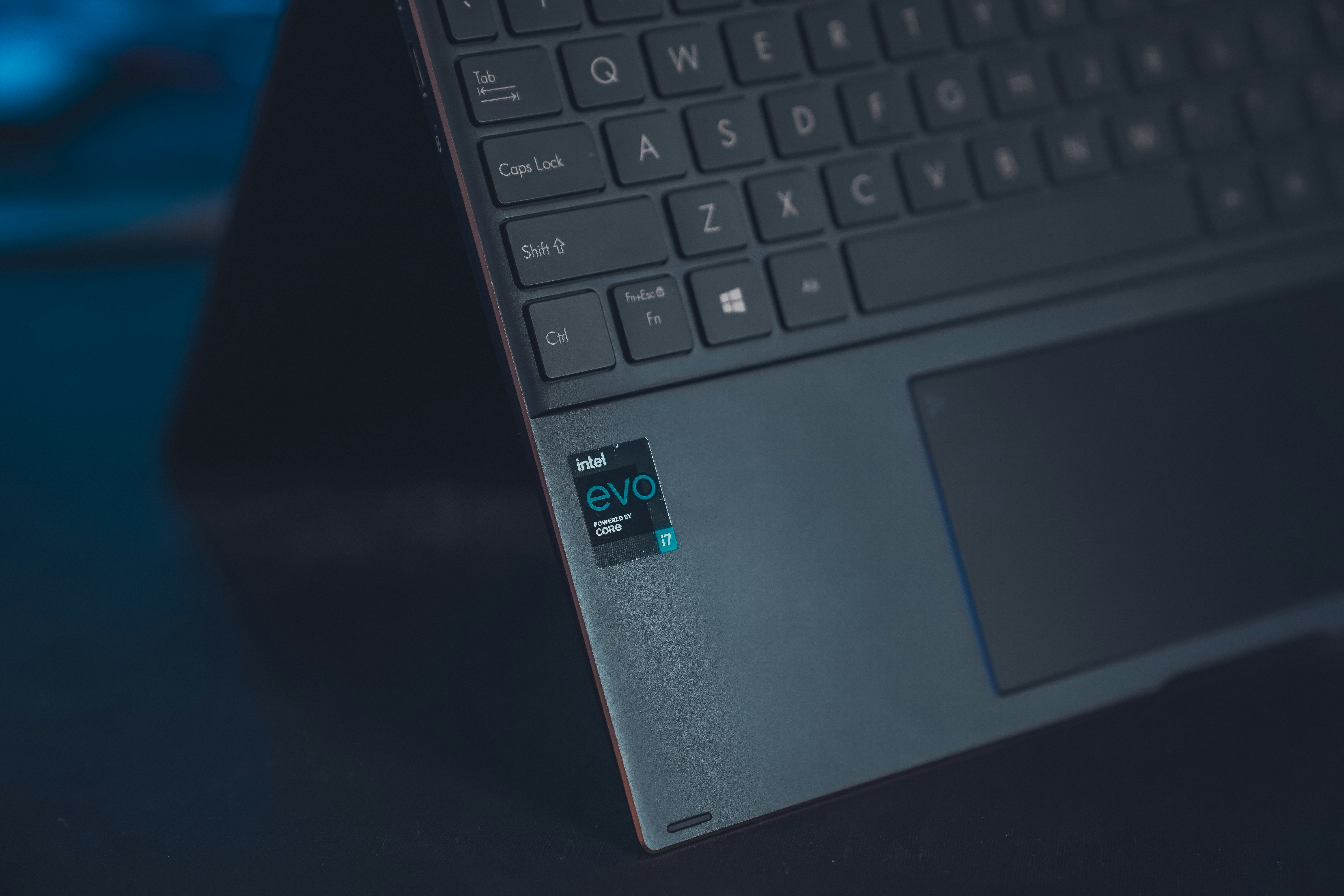 Intel advertising sticker on new laptop - Intel Evo