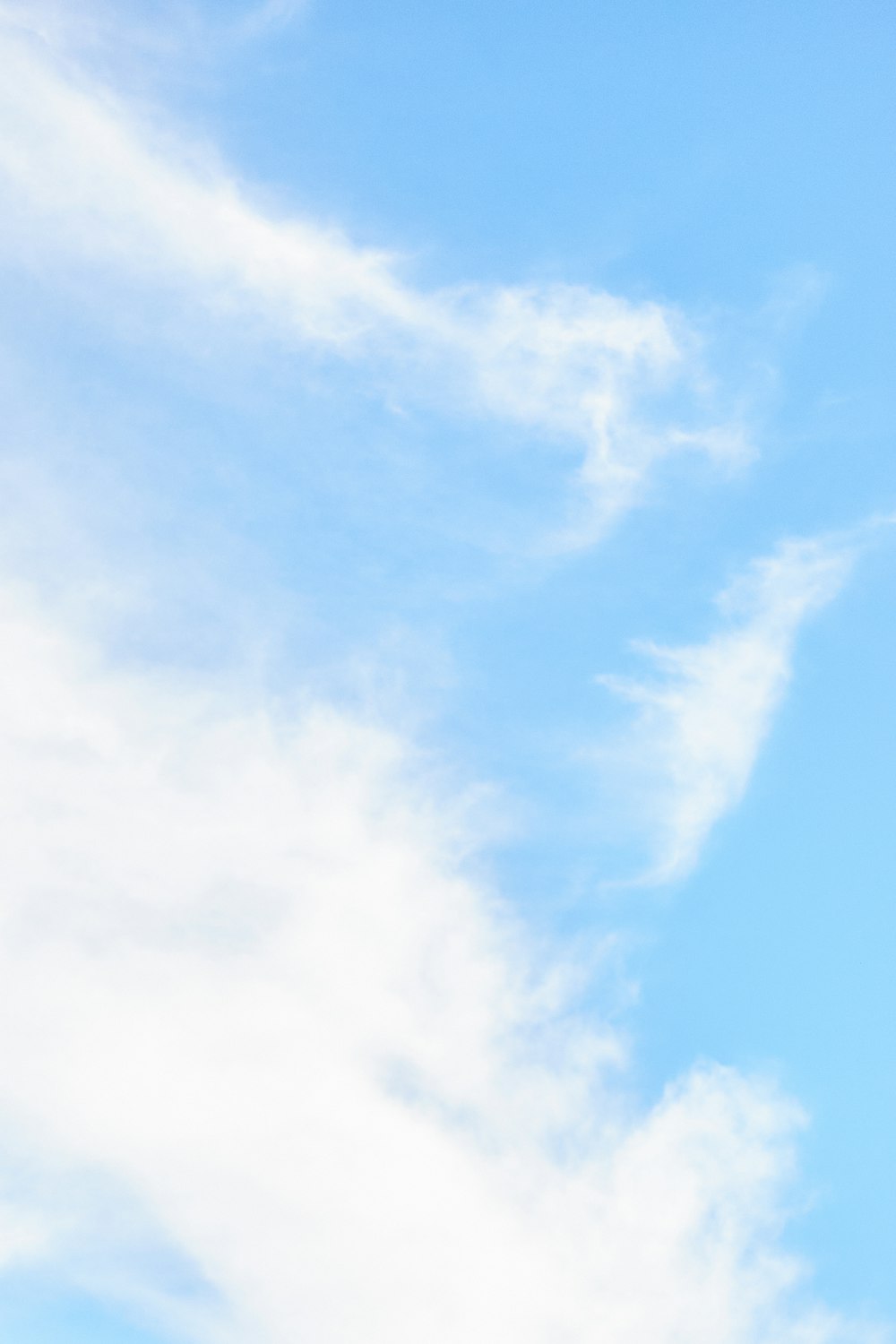 white clouds and blue sky during daytime