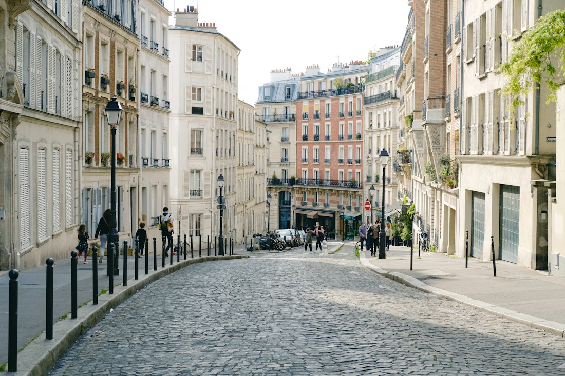Rue pavée de Paris
