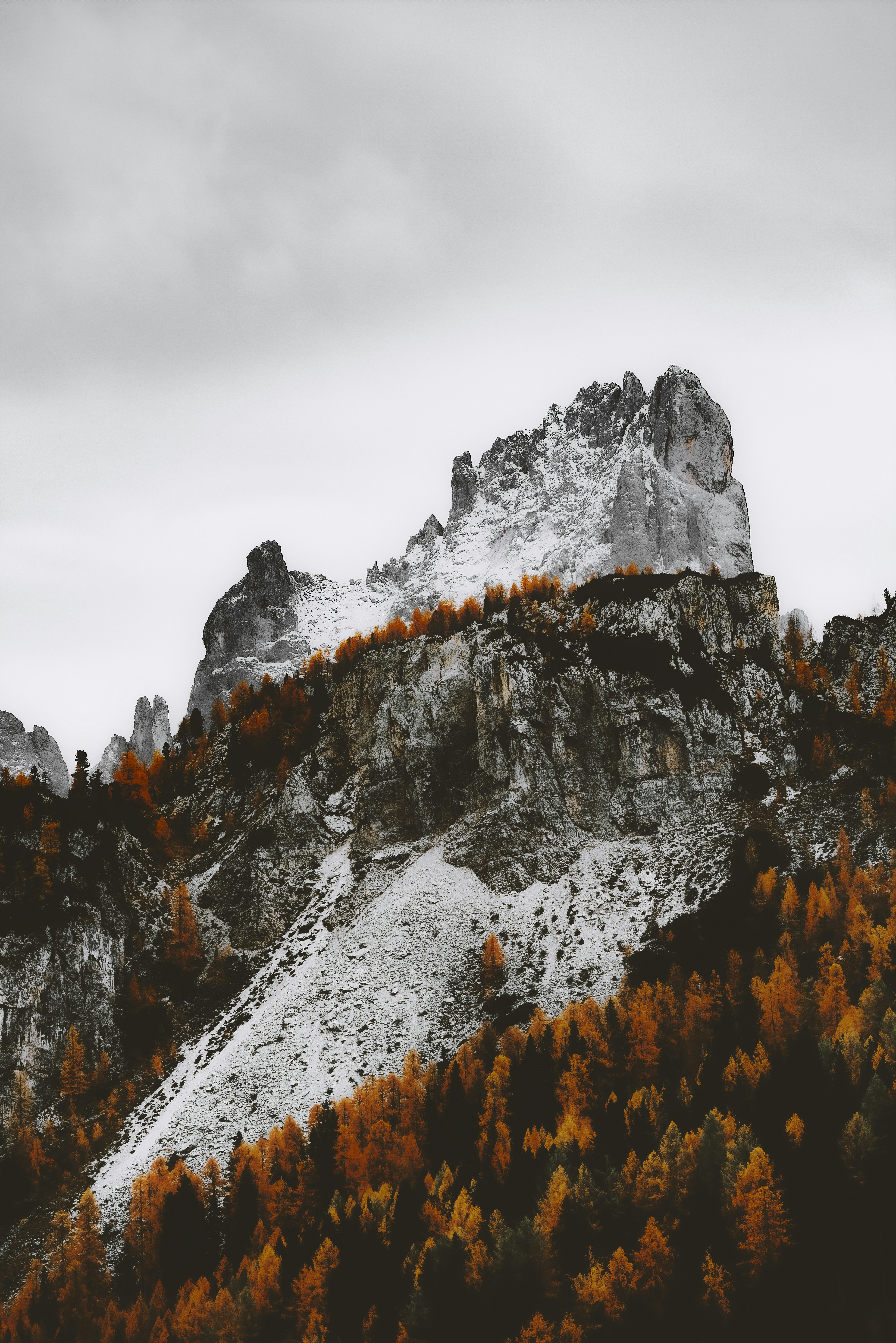 snow covered mountain during daytime