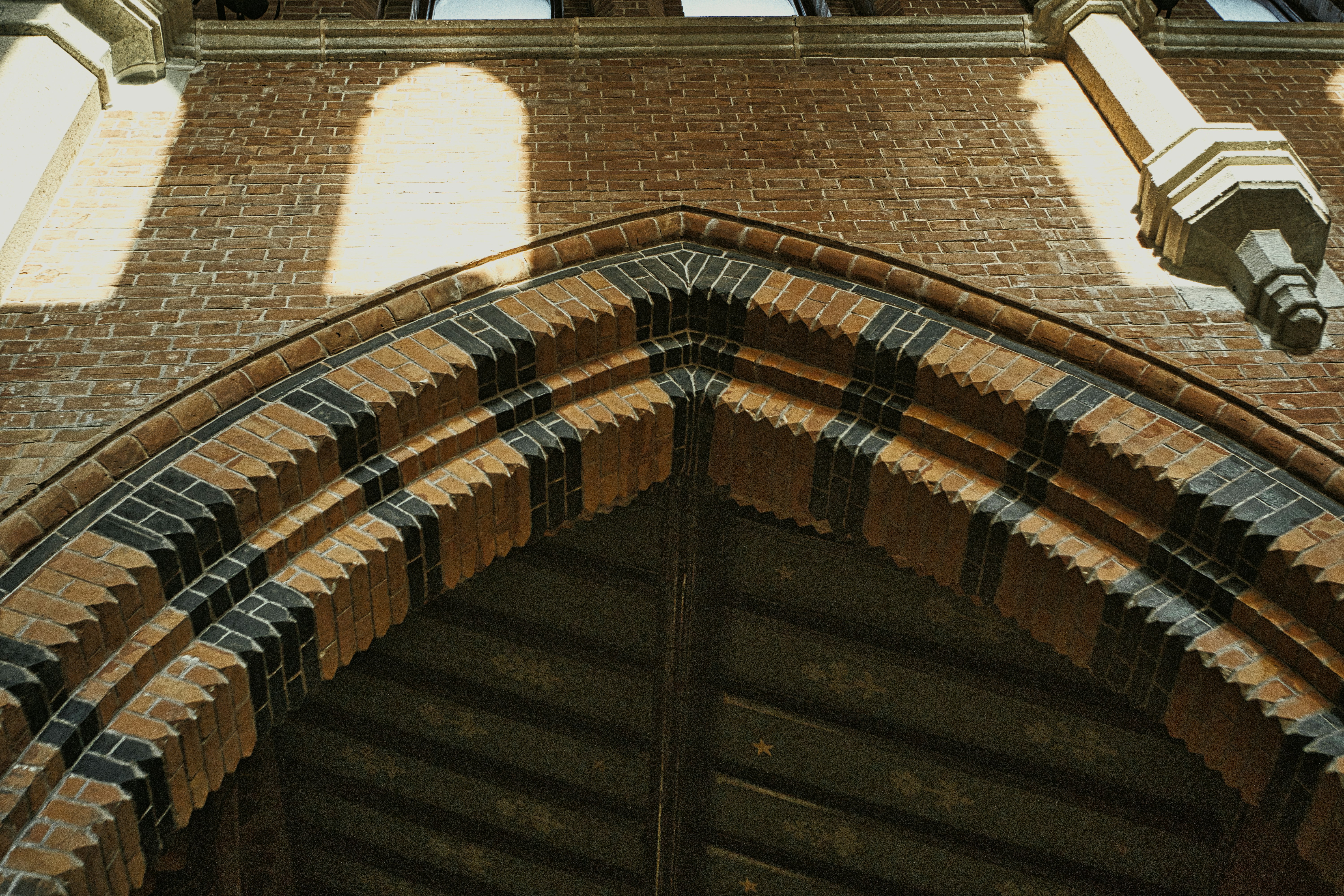 Photo by thomaskinto