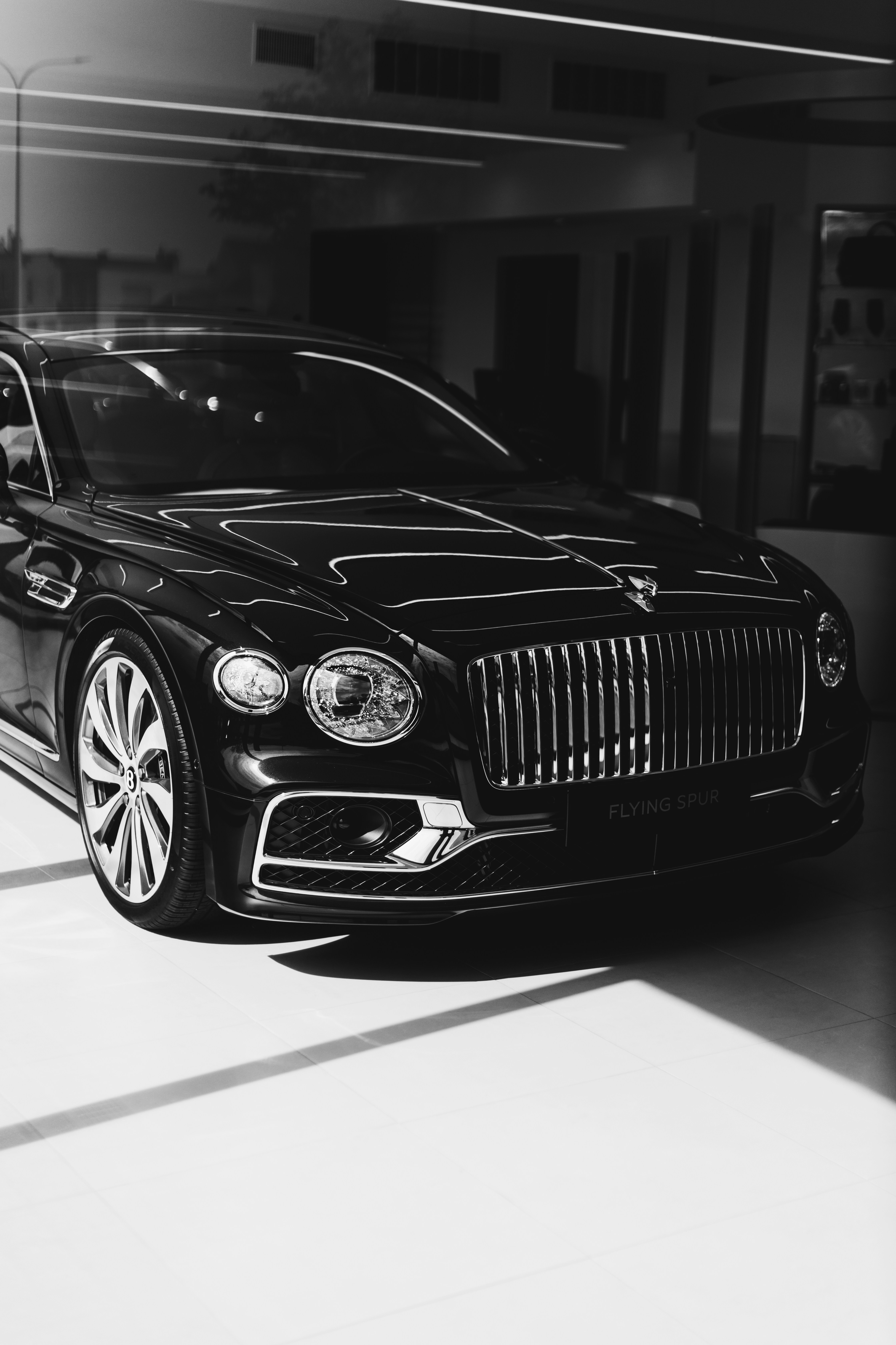 Photo by lorenzohamers