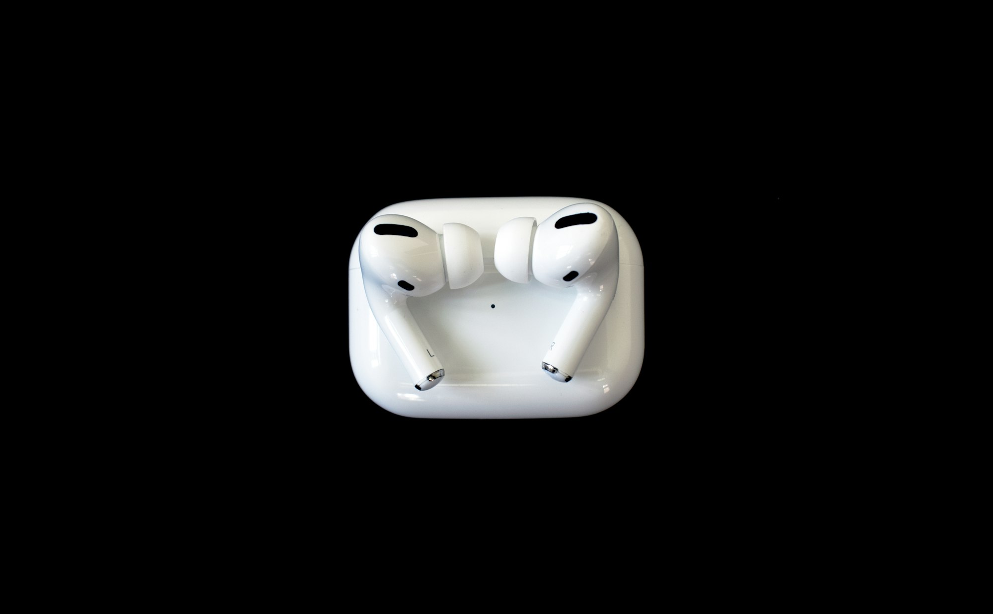 Apple собирается добавить аутентификацию пользователей в AirPods