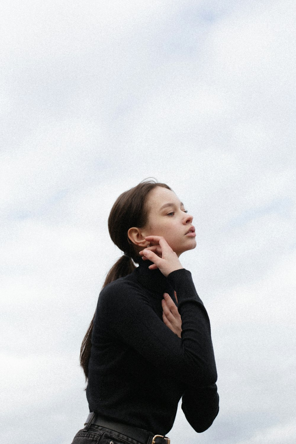 woman in black long sleeve shirt