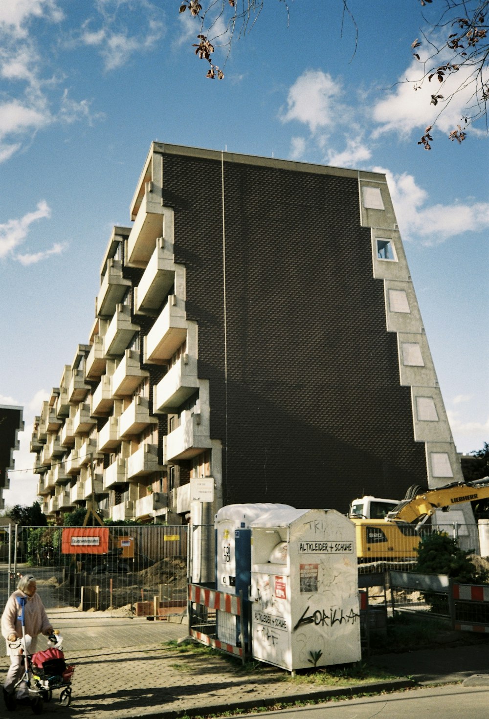 brown concrete building during daytime