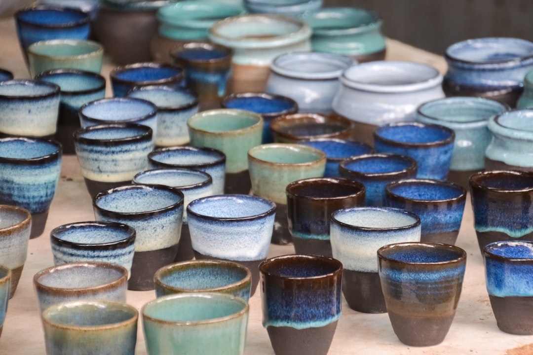 blue and white ceramic bowls
