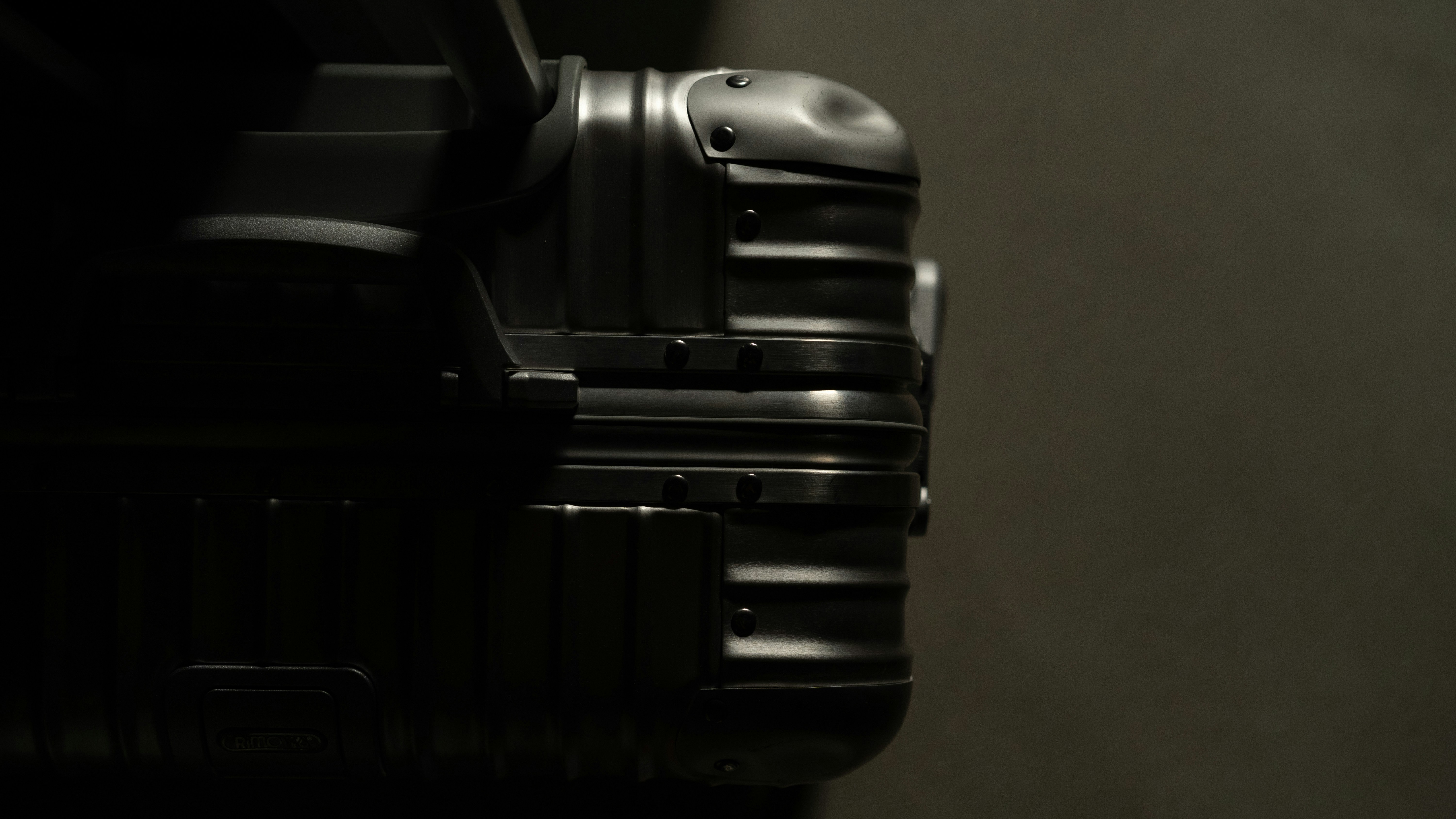 Medium Waterproof Suitcase