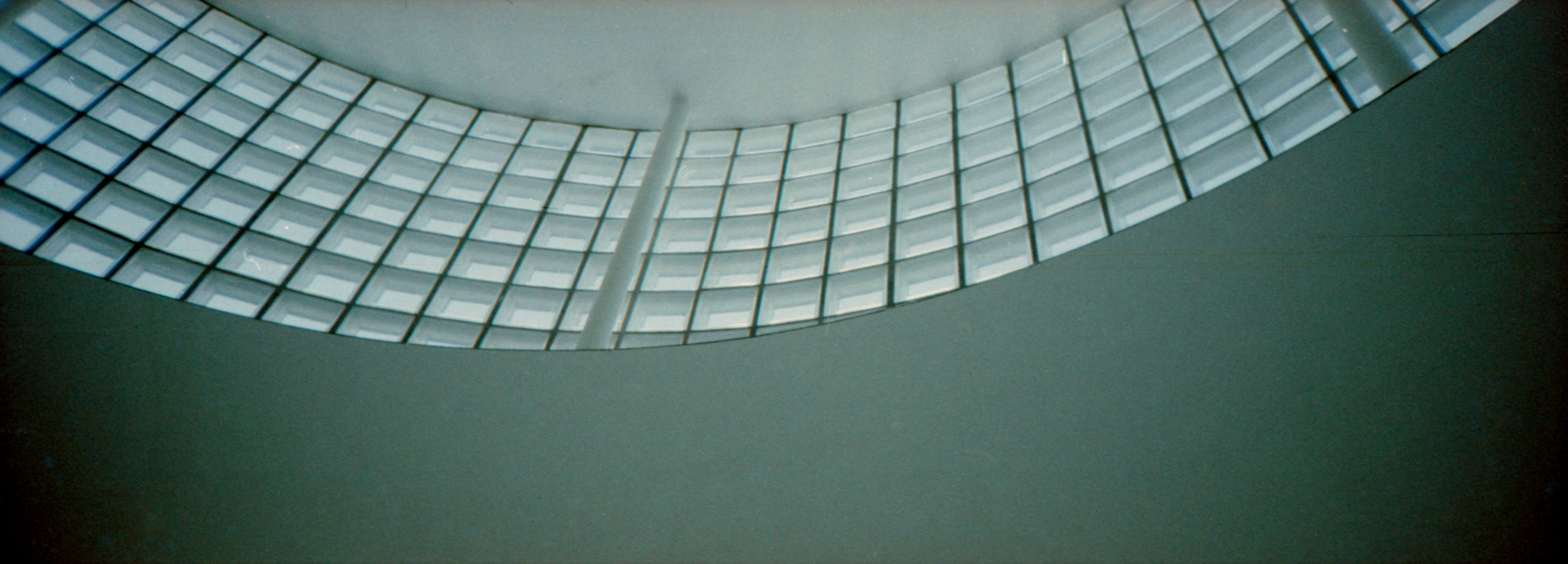 네이버 1조 투자부터 국민성장펀드 8천억 AI반도체 지원까지 - white ceiling with white ceiling