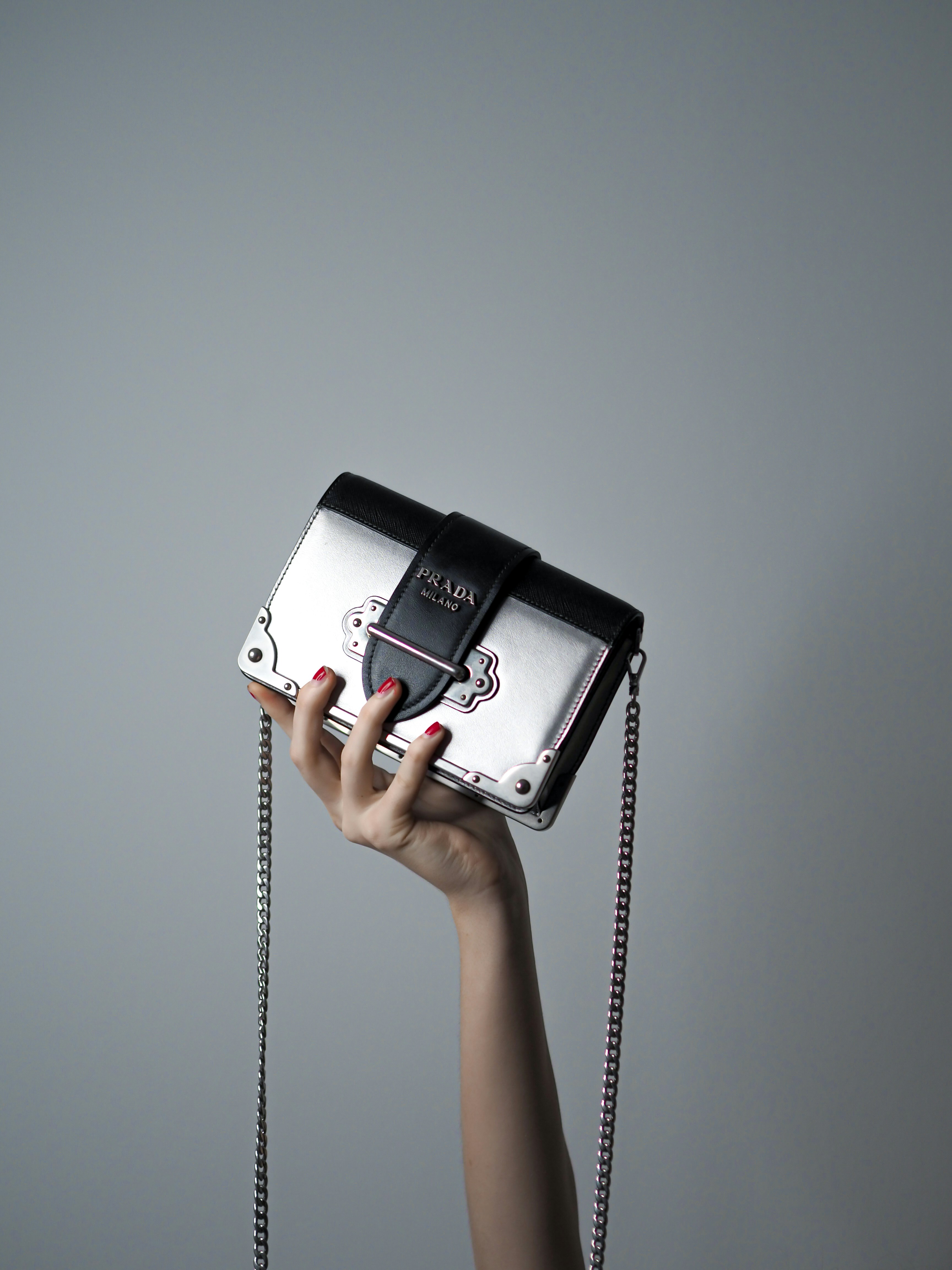 The Barefoot Capitalist reveals why every parent ought to provide their kids spending money - and his 3 tips to educate kids just how to be great savers forever<br>