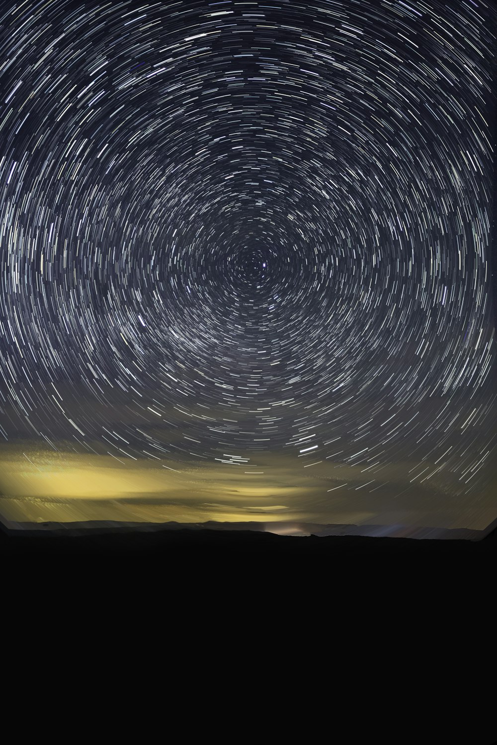 Fotografia time lapse di stelle durante la notte