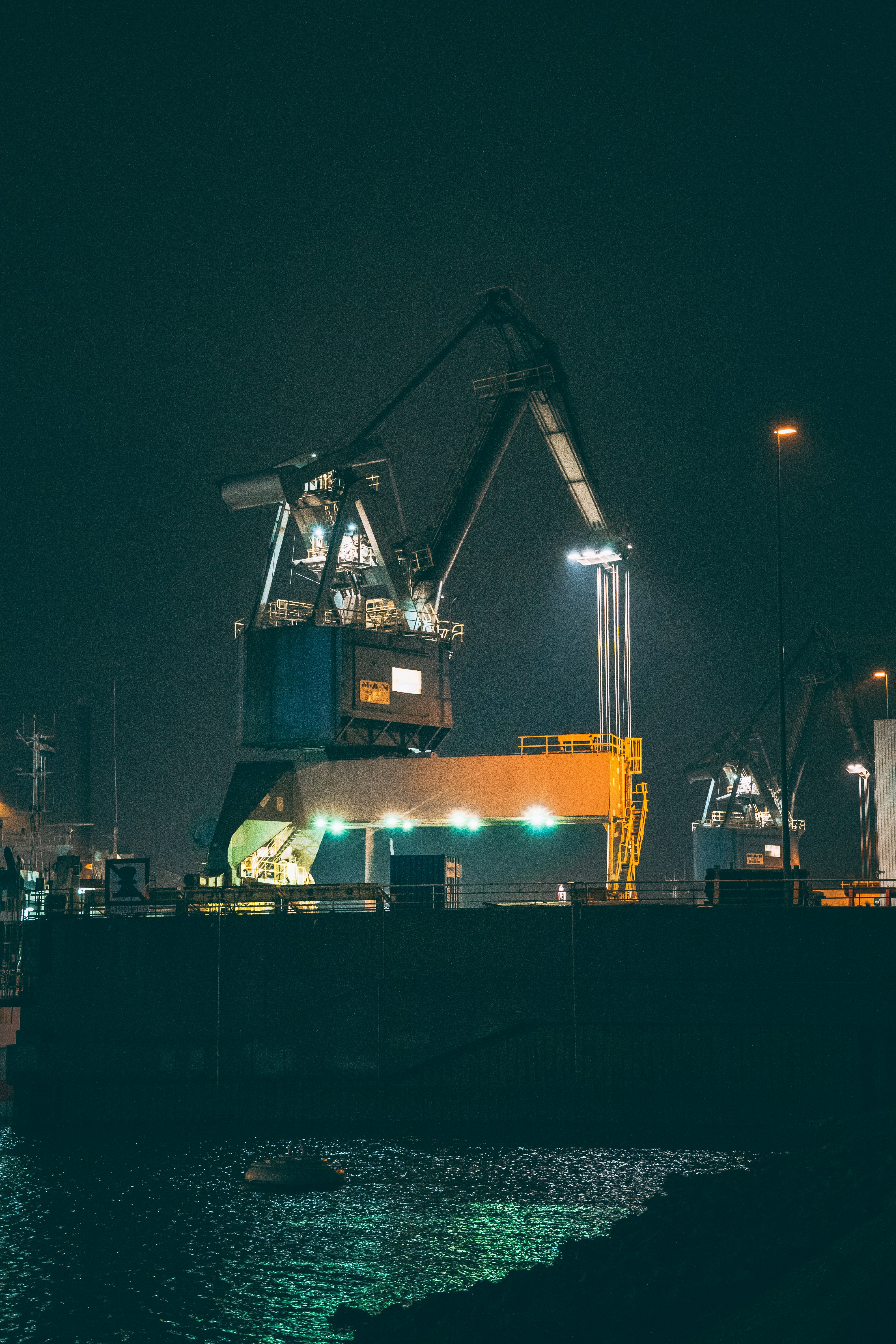 Photo by brotakesphotos