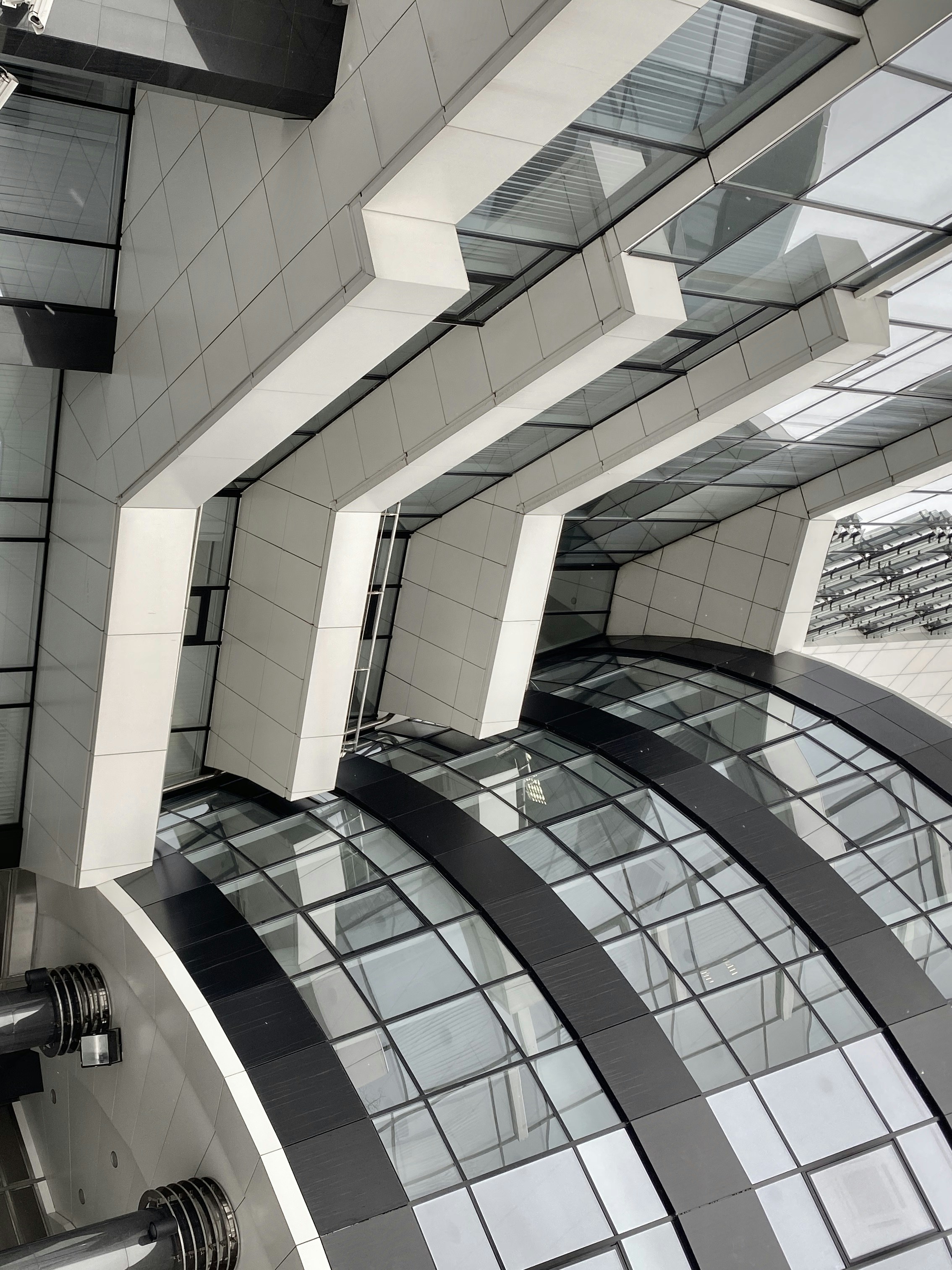 Photo by alexxingplus