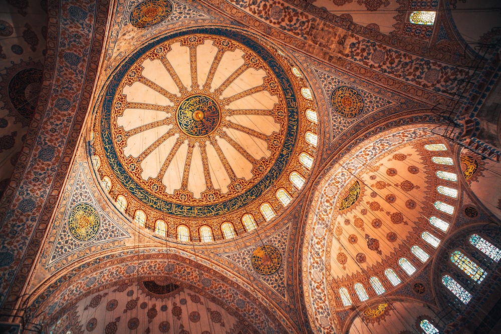 brown and beige floral ceiling