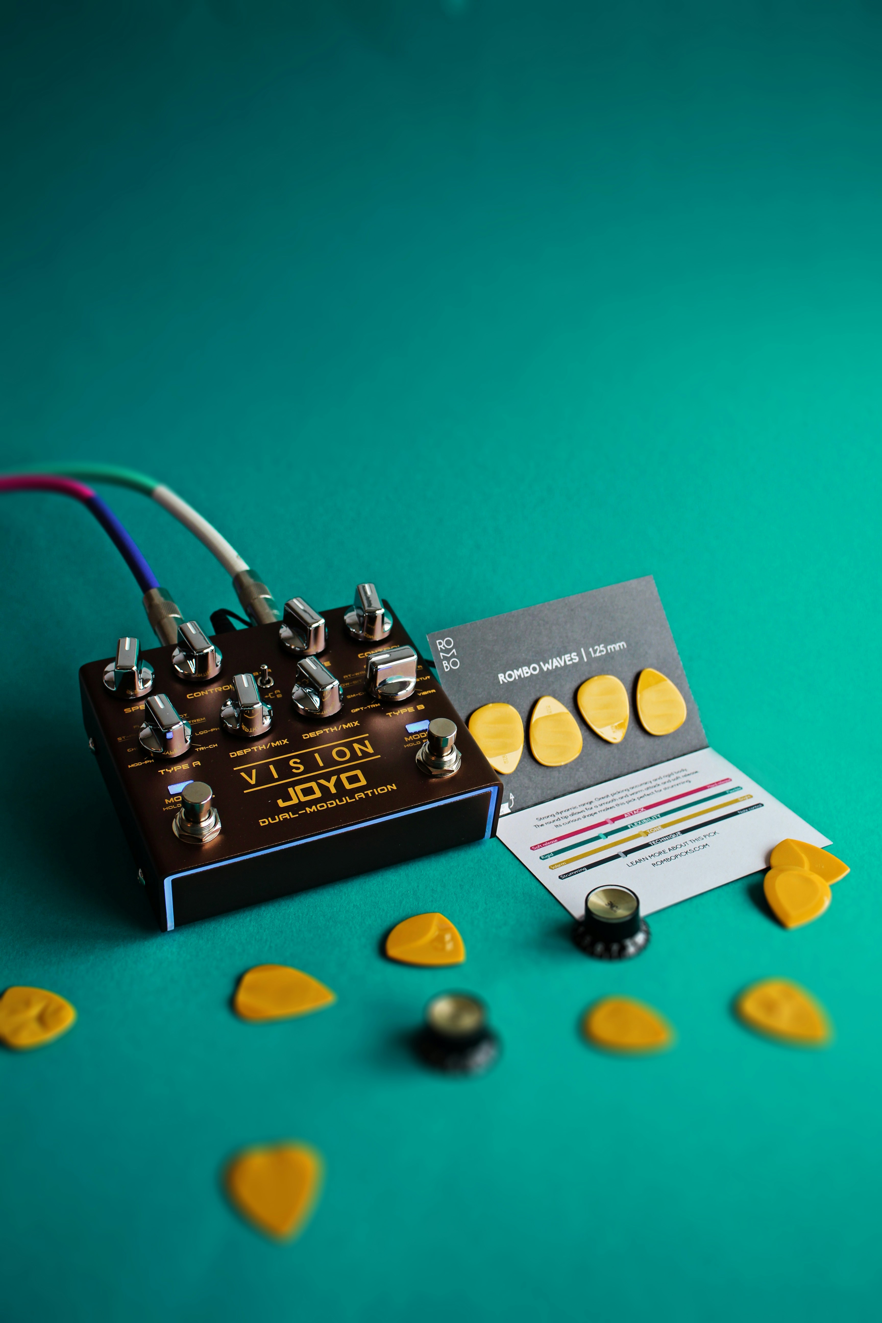 black and white audio mixer