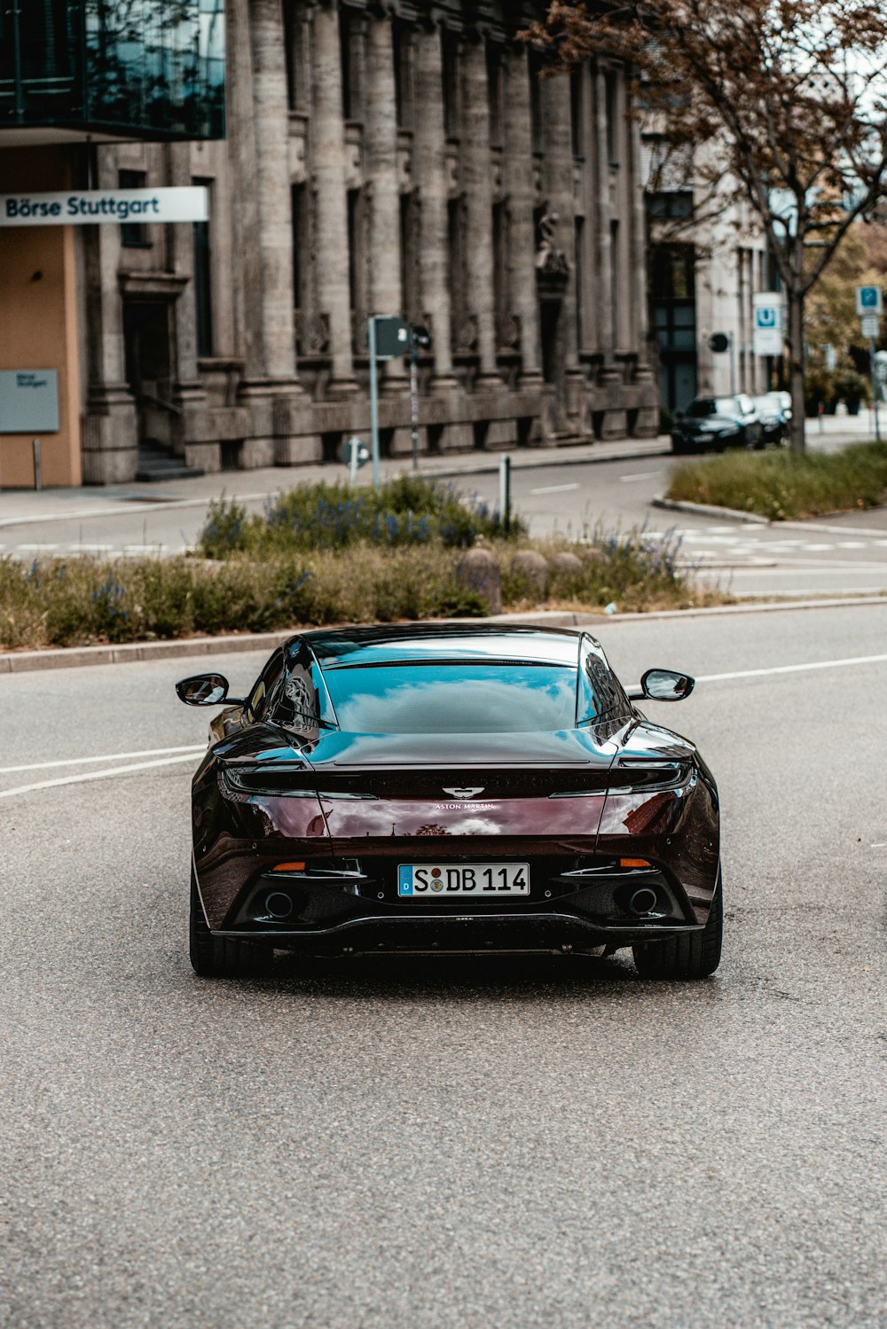 black porsche 911 on road during daytime